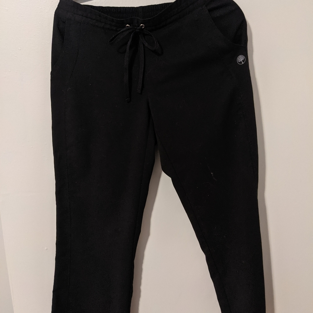 Purple Label | Petite Black Scrub Pants